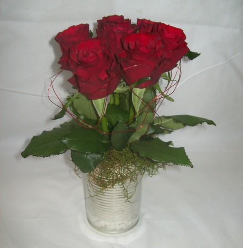 CAN-OF-RED-ROSES